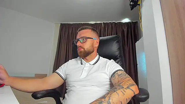 Вебкам-шоу Findom_guy