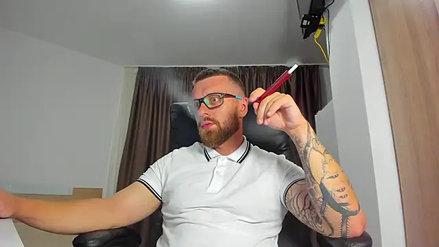 Webkamerová show Findom_guy