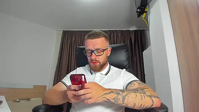 Webkamerová show Findom_guy