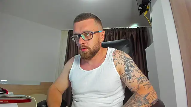 Webkamerová show Findom_guy