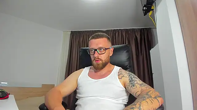 Findom_guy's Webcam Show