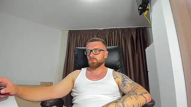 Webkamerová show Findom_guy
