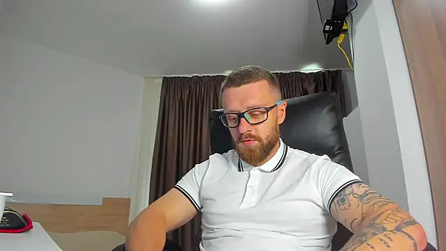Findom_guy – Kamerová šou