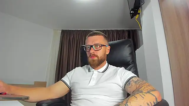 Findom_guy – Kamerová šou
