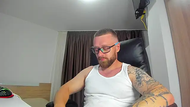 Findom_guy Pertunjukan Webcam