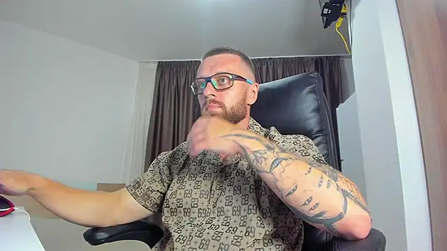Вебкам-шоу Findom_guy