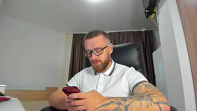 Вебкам-шоу Findom_guy