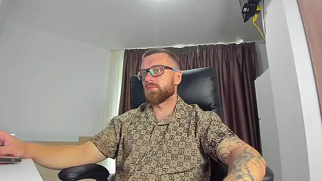 Вебкам-шоу Findom_guy