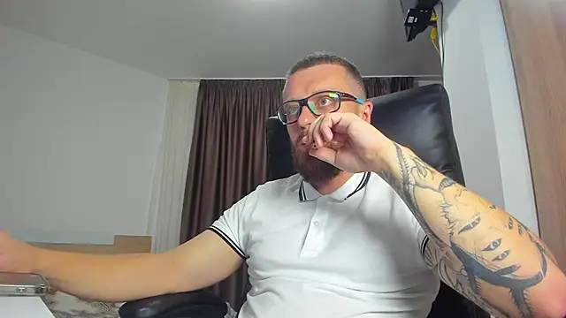 Findom_guy – Kamerová šou