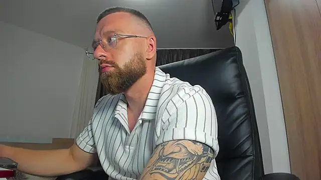 Findom_guy – Kamerová šou