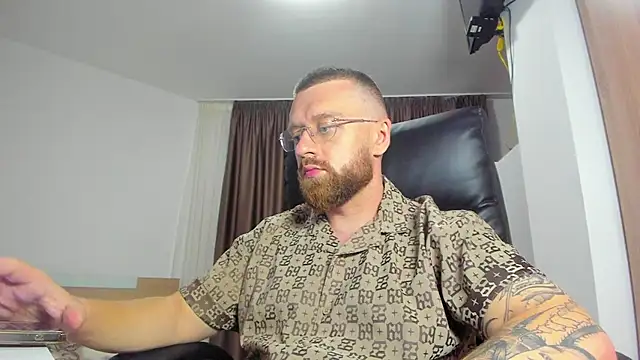 Вебкам-шоу Findom_guy