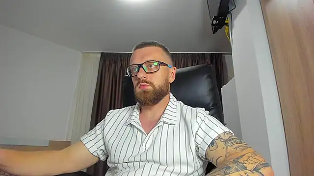Findom_guy – Kamerová šou