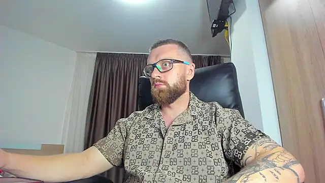 Вебкам-шоу Findom_guy