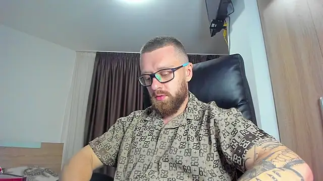 Вебкам-шоу Findom_guy