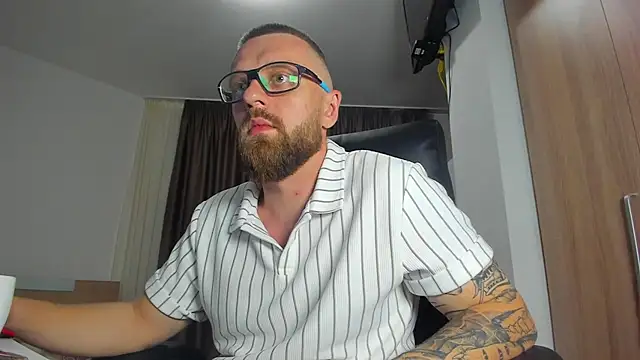 Вебкам-шоу Findom_guy
