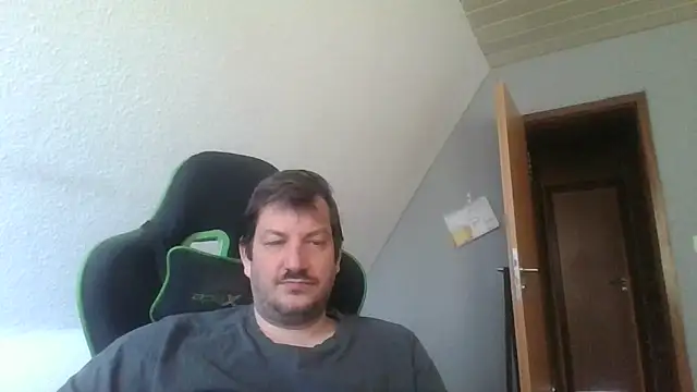 Chat +18 de Golffahrer1982 ao vivo