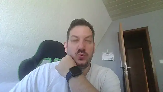 Golffahrer1982 Webcam Show