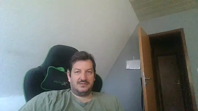 Golffahrer1982 webkamerás műsora
