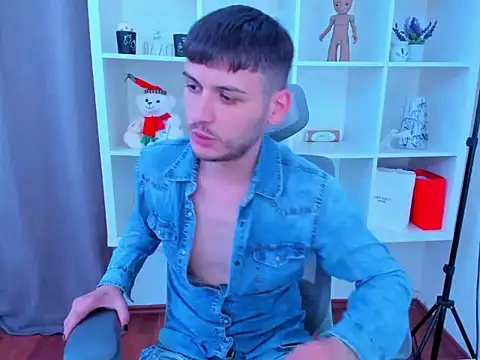 andboyfor6 webkamerás műsora