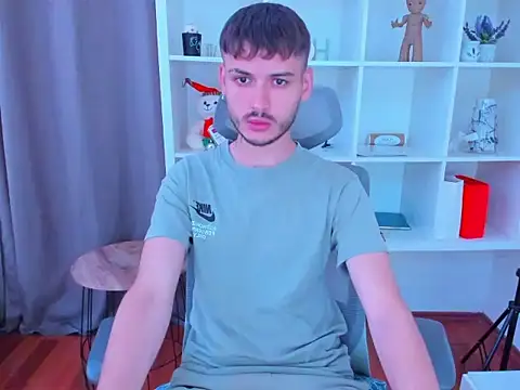 andboyfor6's Webcam Show