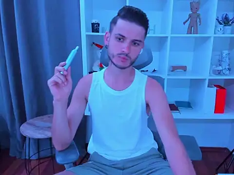 andboyfor6 Show in webcam
