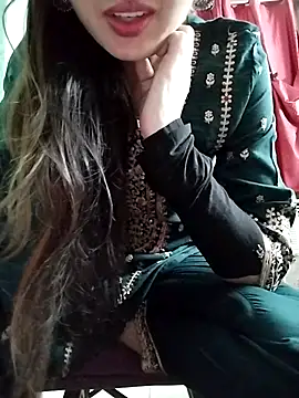 צ'אט XXX בשידור חי של Noor_Darliing