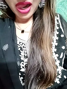 Noor_Darliing Webcam Show