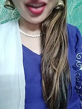 צ'אט XXX בשידור חי של Noor_Darliing