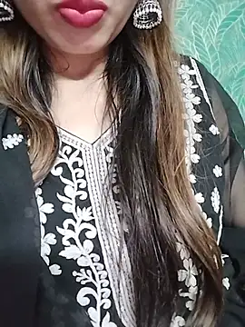 Noor_Darliing Adlı Modelin Canlı XXX Sohbeti