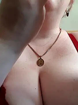 Chat +18 de Missy_DM ao vivo