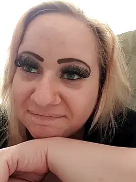 Missy_DM live XXX chat