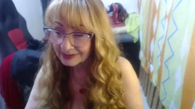 KarimaSarabe's Webcam Show