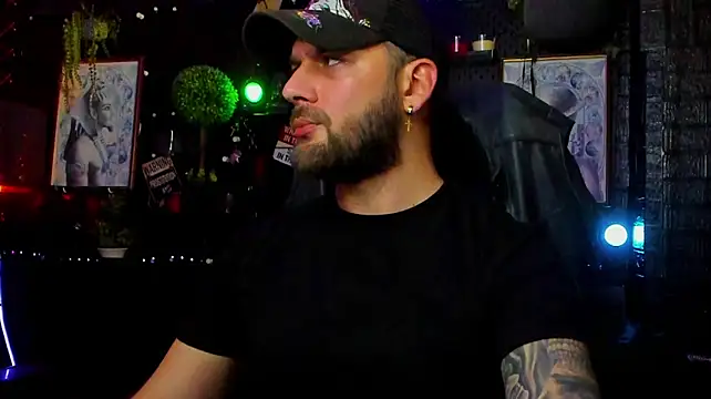 LexHardy Show Webcam