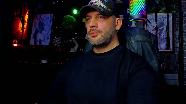 LexHardy Show in webcam