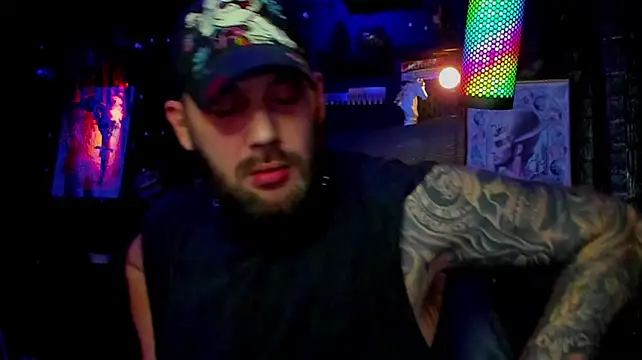 LexHardy 网络视讯表演