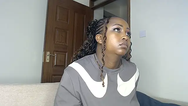 NIKKIE_LOVE লাইভ XXX চ্যাট