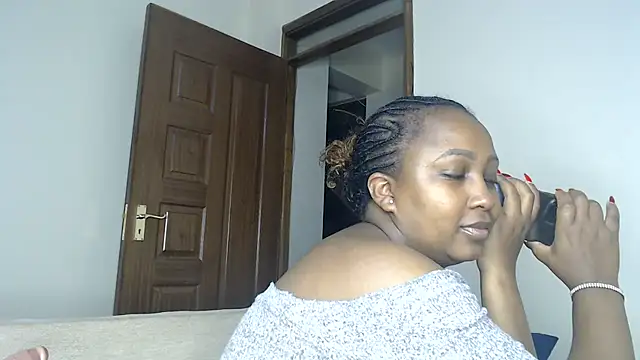 Czat XXX na żywo – NIKKIE_LOVE