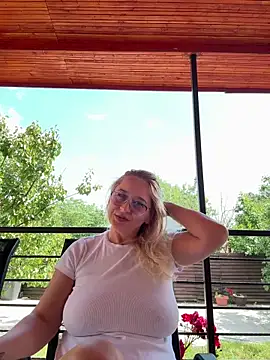 freyyamore1 Adlı Modelin Canlı XXX Sohbeti