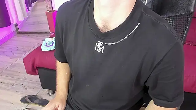 عرض كام michacosio