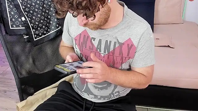 michacosio webcam show