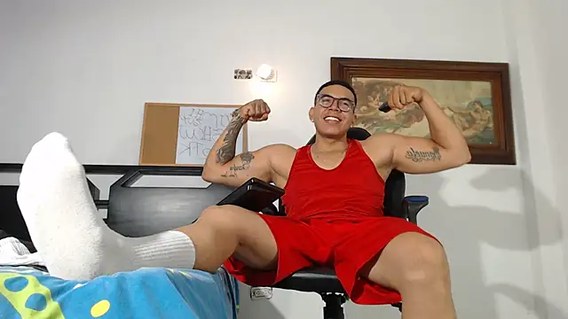 Sofiafuck20 现场XXX聊天