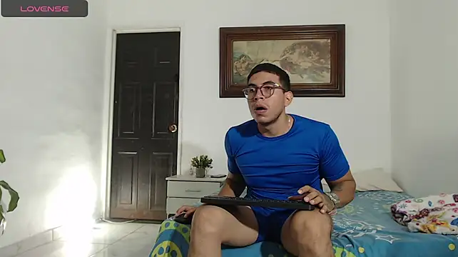 alejandrocock23 Live XXX-Chat