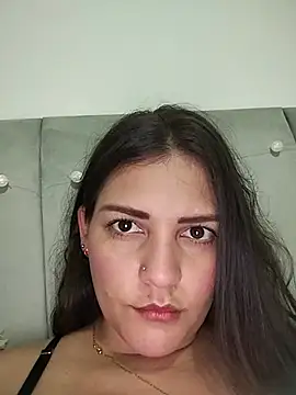 Mia_Hampton 실시간 채팅방