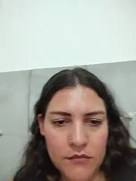 Mia_Hampton – live chatrum