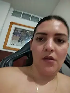 Mia_Hampton Live XXX-Chat