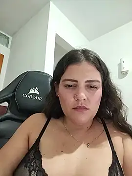 Mia_Hampton Chat XXX in diretta