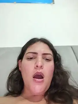 Mia_Hampton Chat XXX in diretta