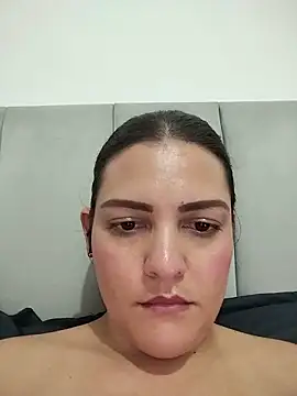 Chat +18 de Mia_Hampton ao vivo
