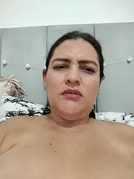 Mia_Hampton 라이브 XXX 채팅