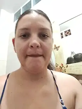 Chat +18 de Mia_Hampton ao vivo
